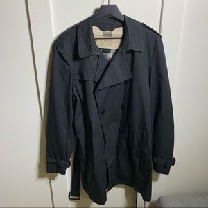 Burberry Mid Length Kensington Trench Coat with Plaid Lining, Black